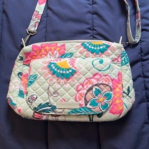 Vera Bradley Carson Mini crossbody in Mint Flowers